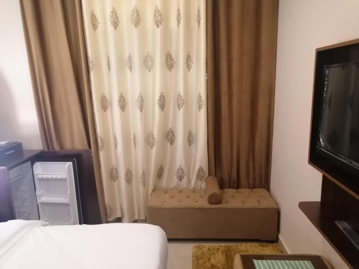 Nice View Hotel فندق الأطلالة الجميلة للعائلات فقط Aqaba Eksteriør billede