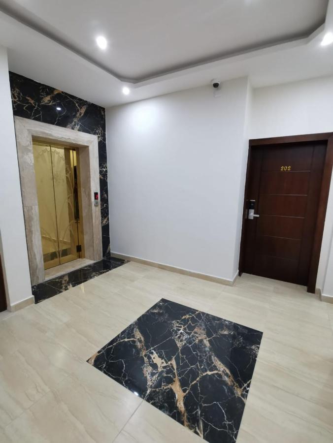 Nice View Hotel فندق الأطلالة الجميلة للعائلات فقط Aqaba Eksteriør billede