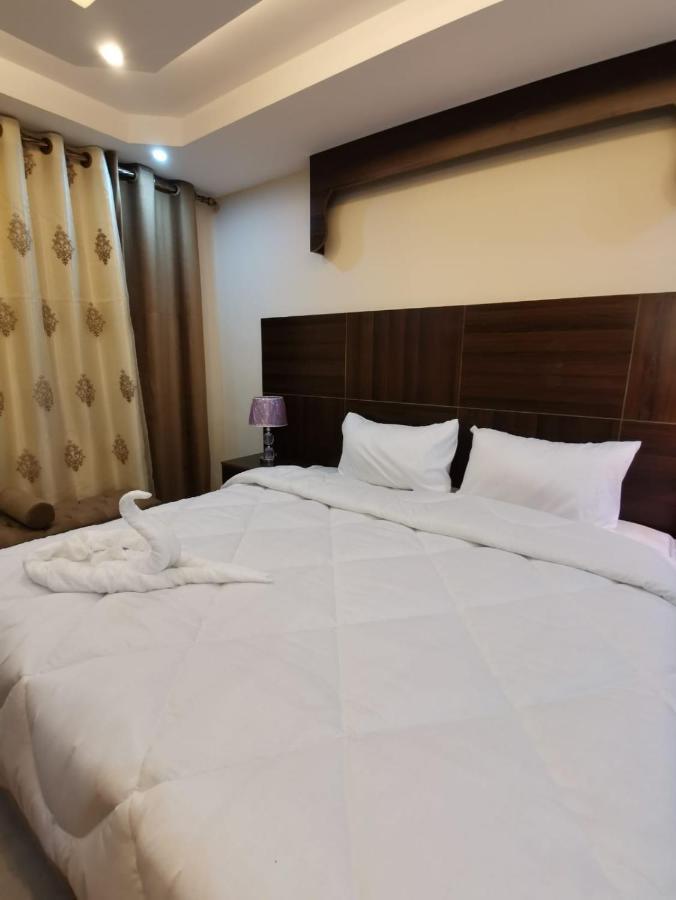 Nice View Hotel فندق الأطلالة الجميلة للعائلات فقط Aqaba Eksteriør billede