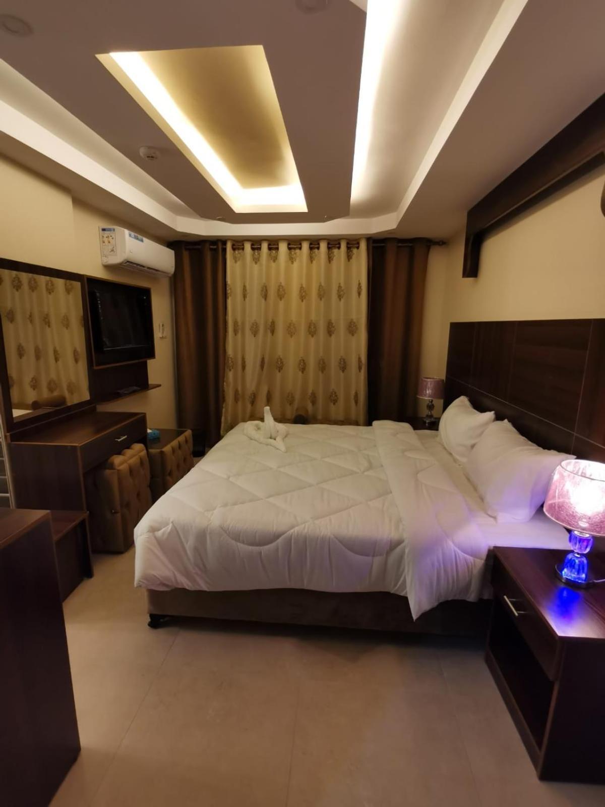 Nice View Hotel فندق الأطلالة الجميلة للعائلات فقط Aqaba Eksteriør billede