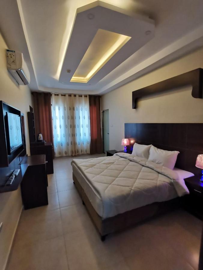 Nice View Hotel فندق الأطلالة الجميلة للعائلات فقط Aqaba Eksteriør billede