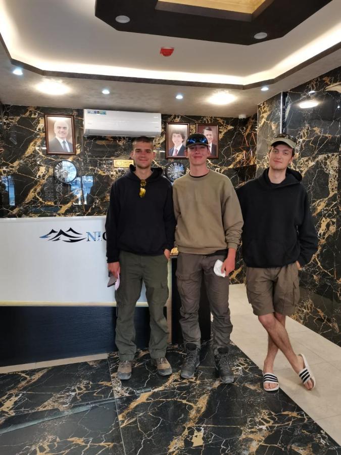Nice View Hotel فندق الأطلالة الجميلة للعائلات فقط Aqaba Eksteriør billede