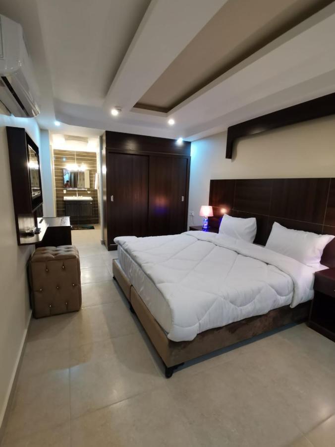 Nice View Hotel فندق الأطلالة الجميلة للعائلات فقط Aqaba Eksteriør billede